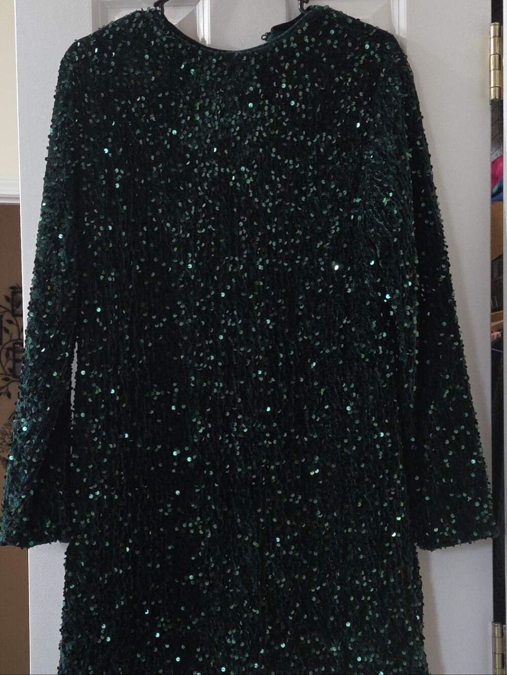 Cupshe NWT Emerald Green Velvet Sequin Long Sleeve Shift Dress Lands At Knee